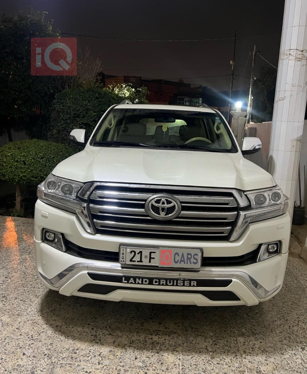 تويوتا لاندكروزر